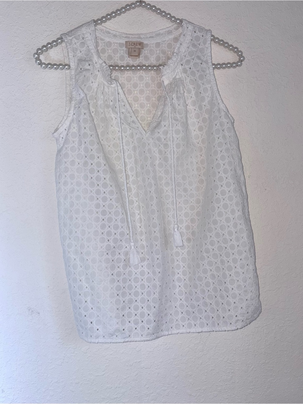 J. Crew White Eyelet Sleeveless Tie-Front Camisole size 00 cotton tassels